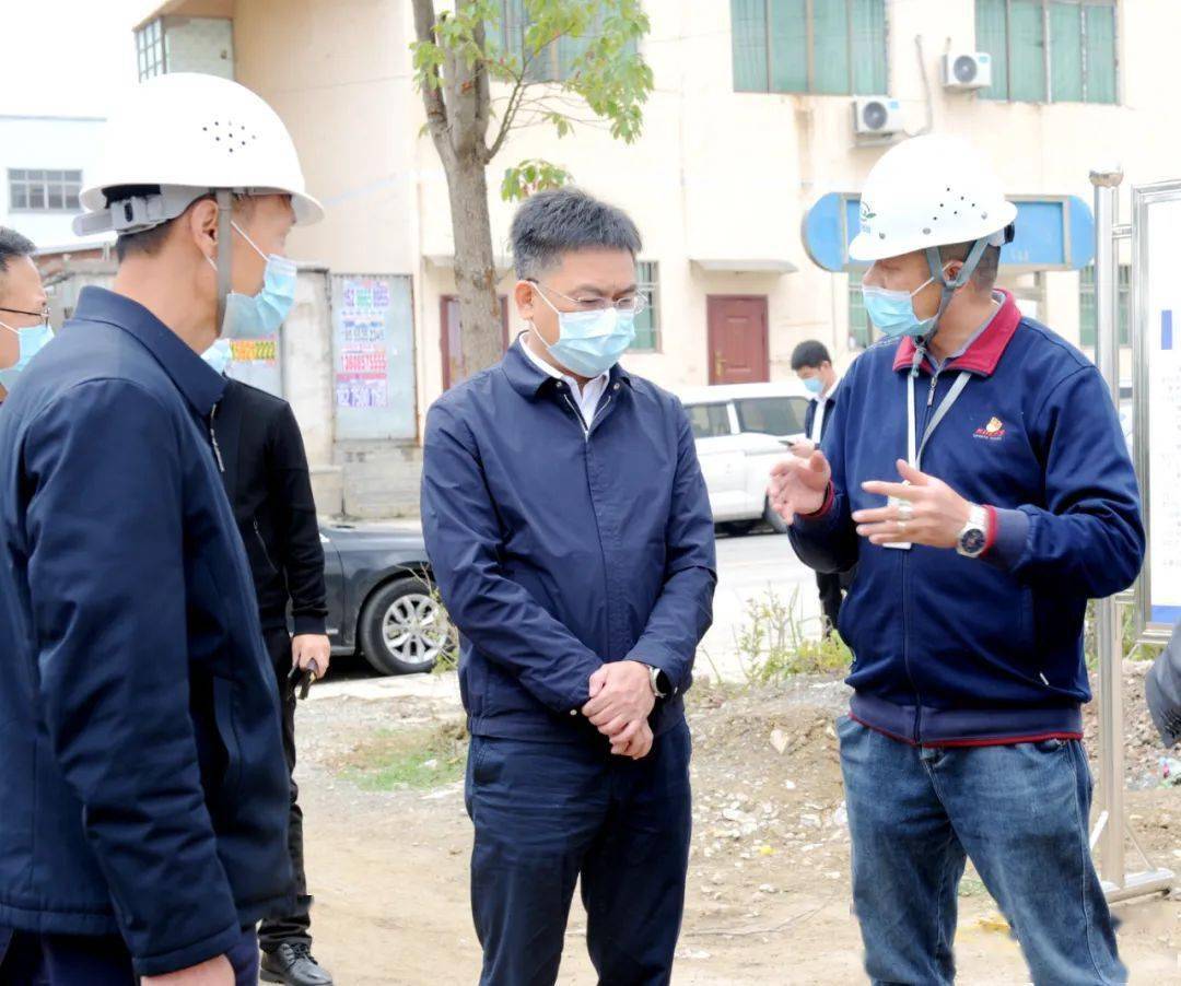 10月10日,市委常委,市委秘书长,市直机关工委书记黄波到平坝调研指导