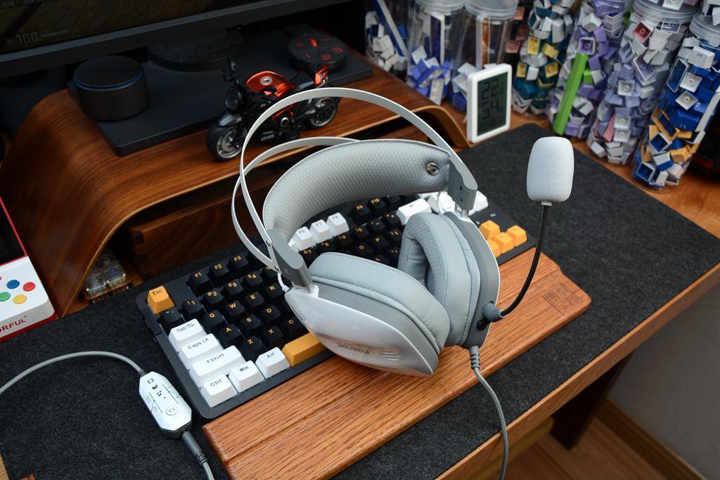 双层头梁、四种音效、虚拟7.1，达尔优A730方舟号游戏耳机开箱