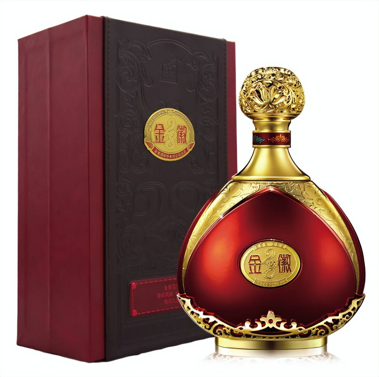 在原料上可不仅仅如此,陇上江南有着数万亩专用酿酒的优质粮基地,五谷