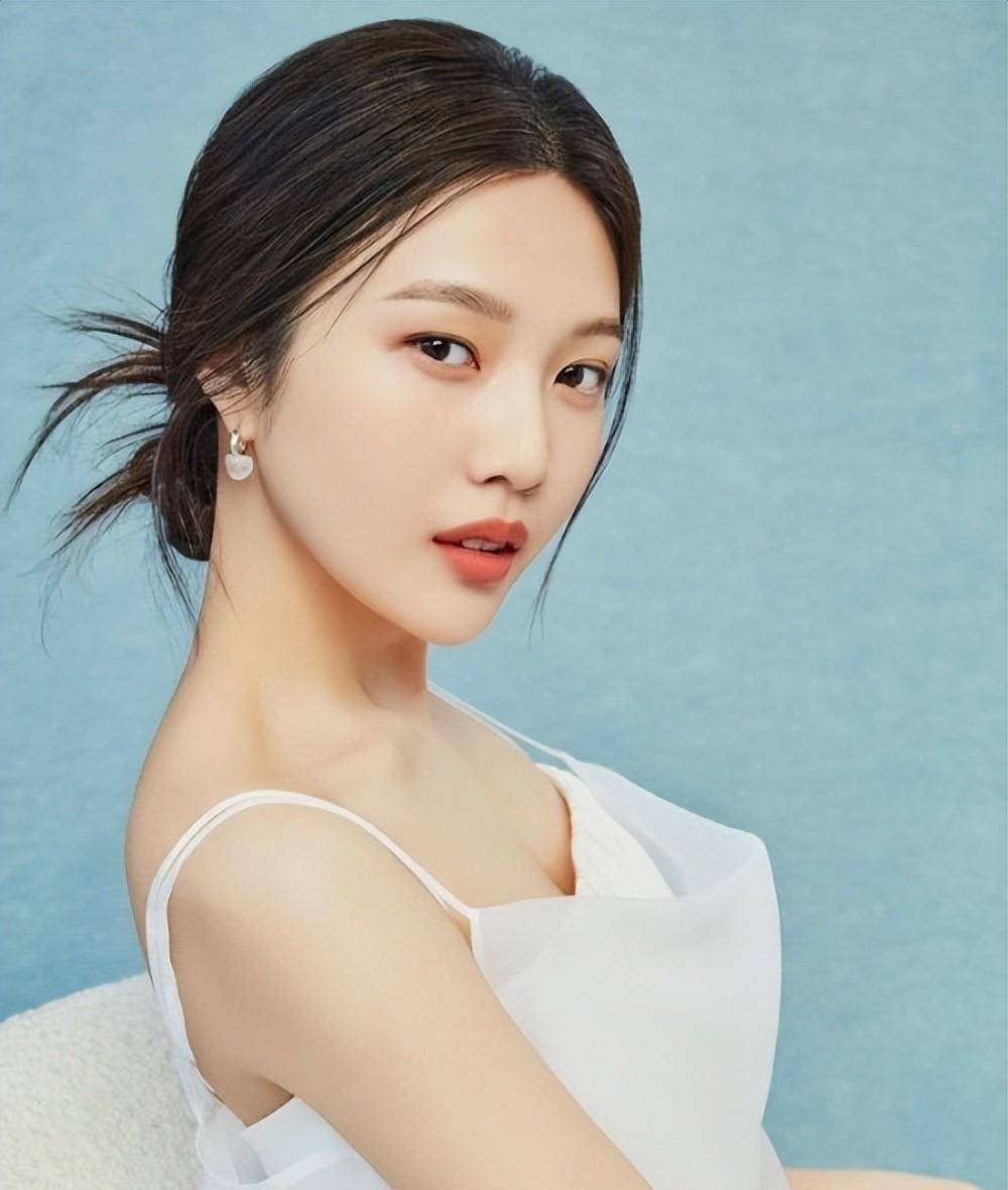 韩国很美的13位女歌手_艾琳_偶像_美女