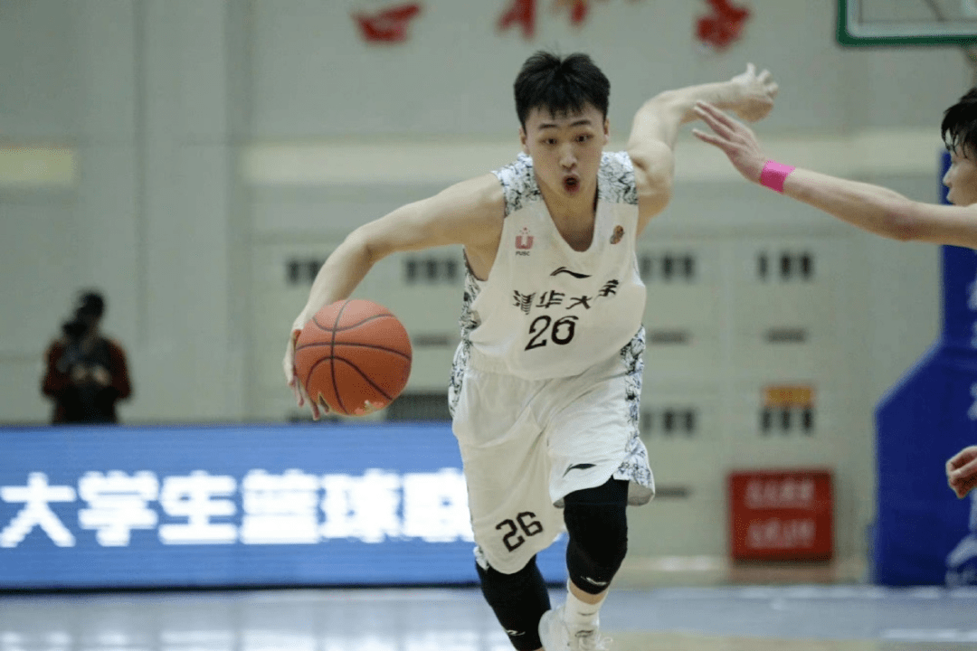 并希望齐麟能够双线作战然后再进入职业队允许他先在清华大学完成学业