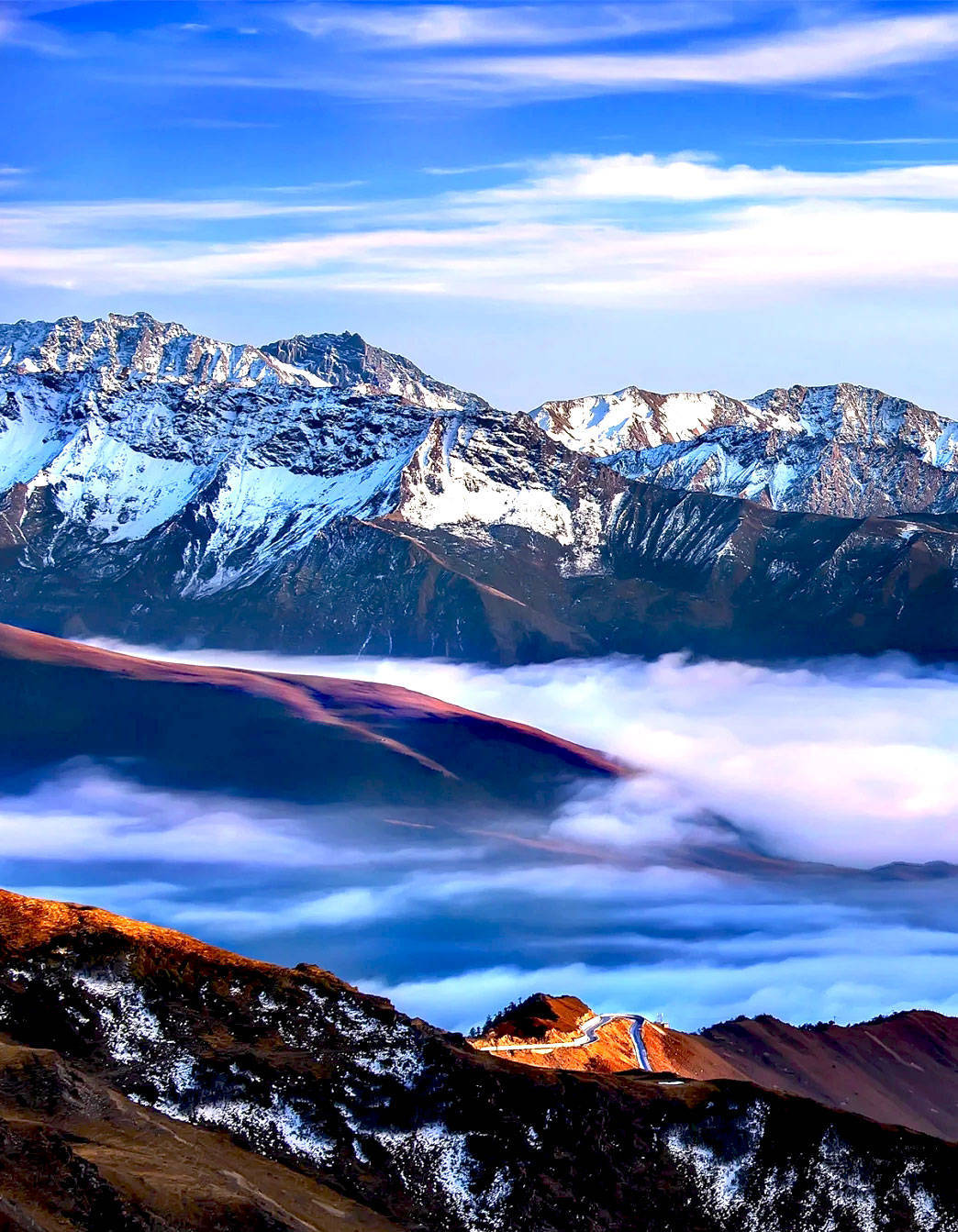 即程旅游——夹金山|日出云海震撼之景_宝兴县_雪山_山区