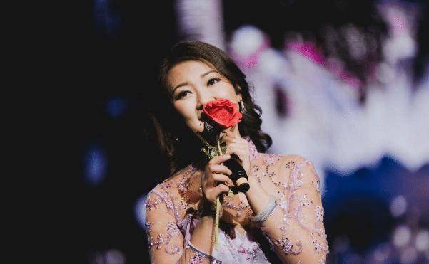 名字里有佳字的女明星,有人是知名演员,有人痴迷于音乐_时候_歌曲