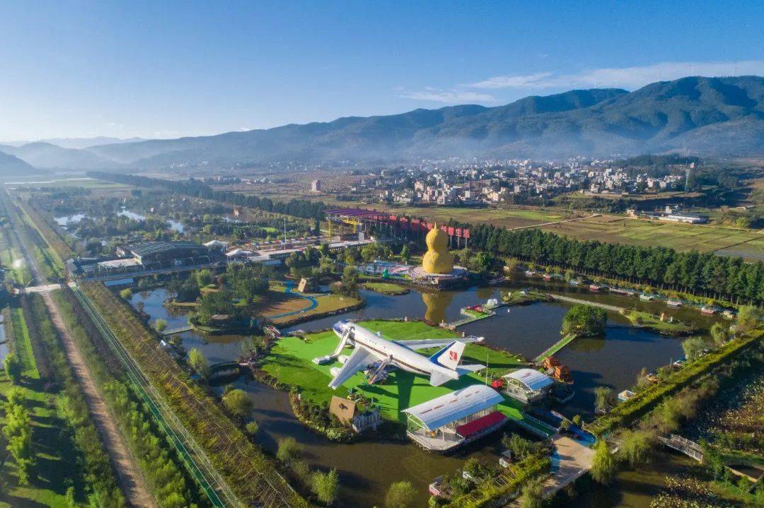 转龙镇平安福田园综合体.