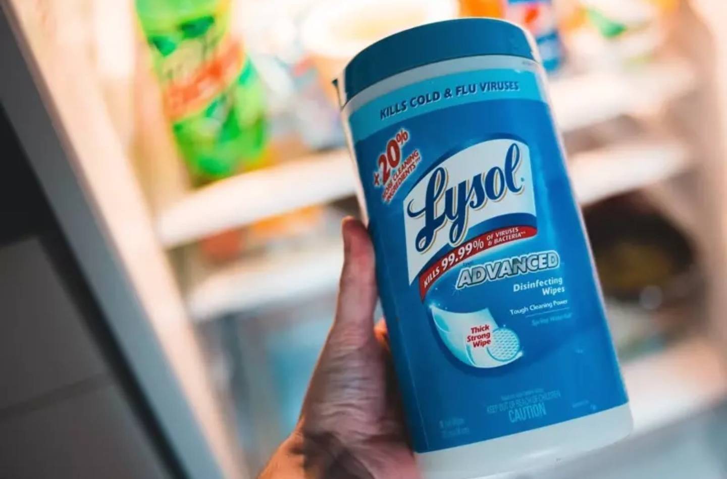 或许期望可以用它来擦拭任何东西,消费网站cheapism劝你千万别这么做