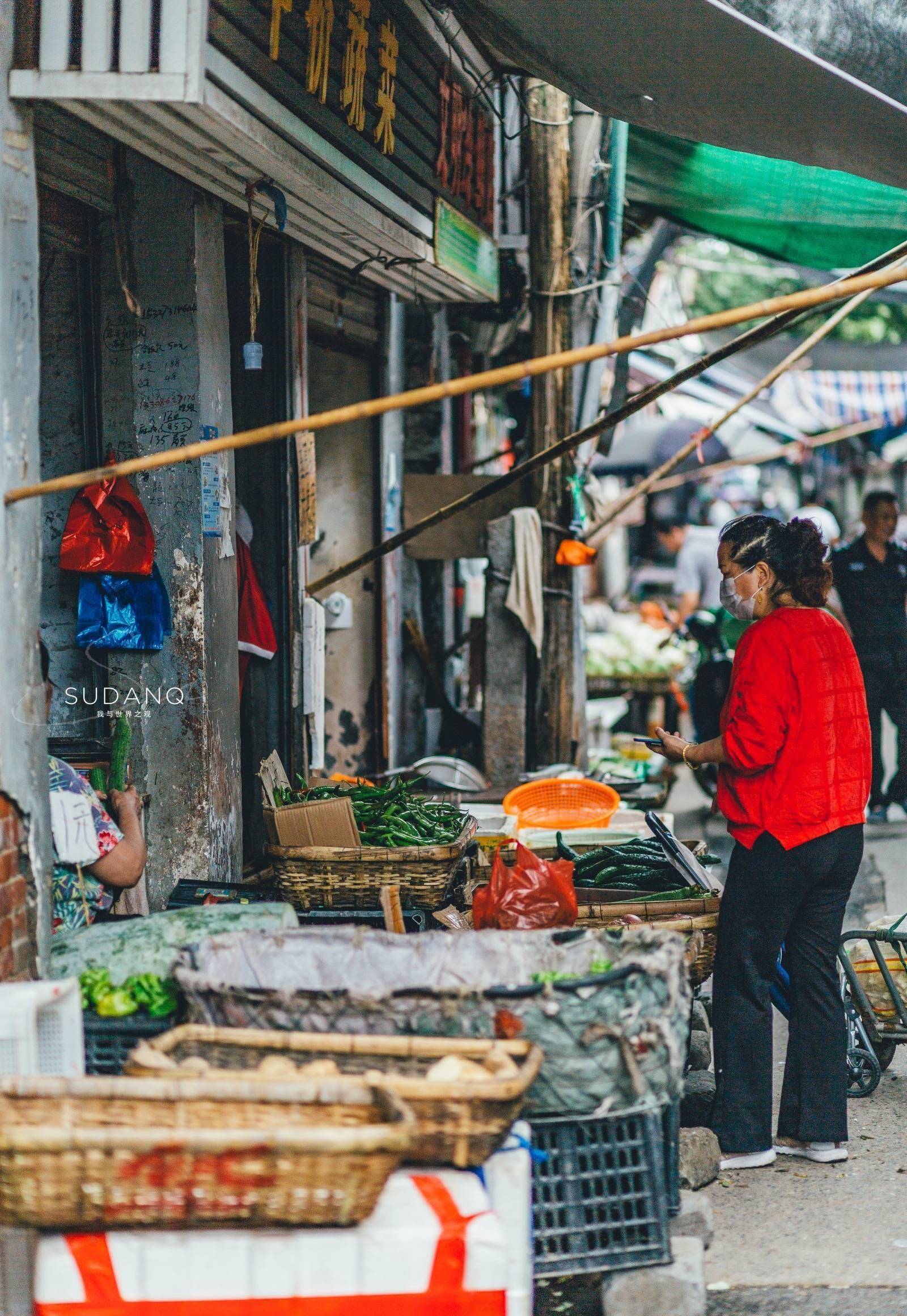 烟火气的城市包容乃大,有江湖气概_汉口_汉正街_小吃街