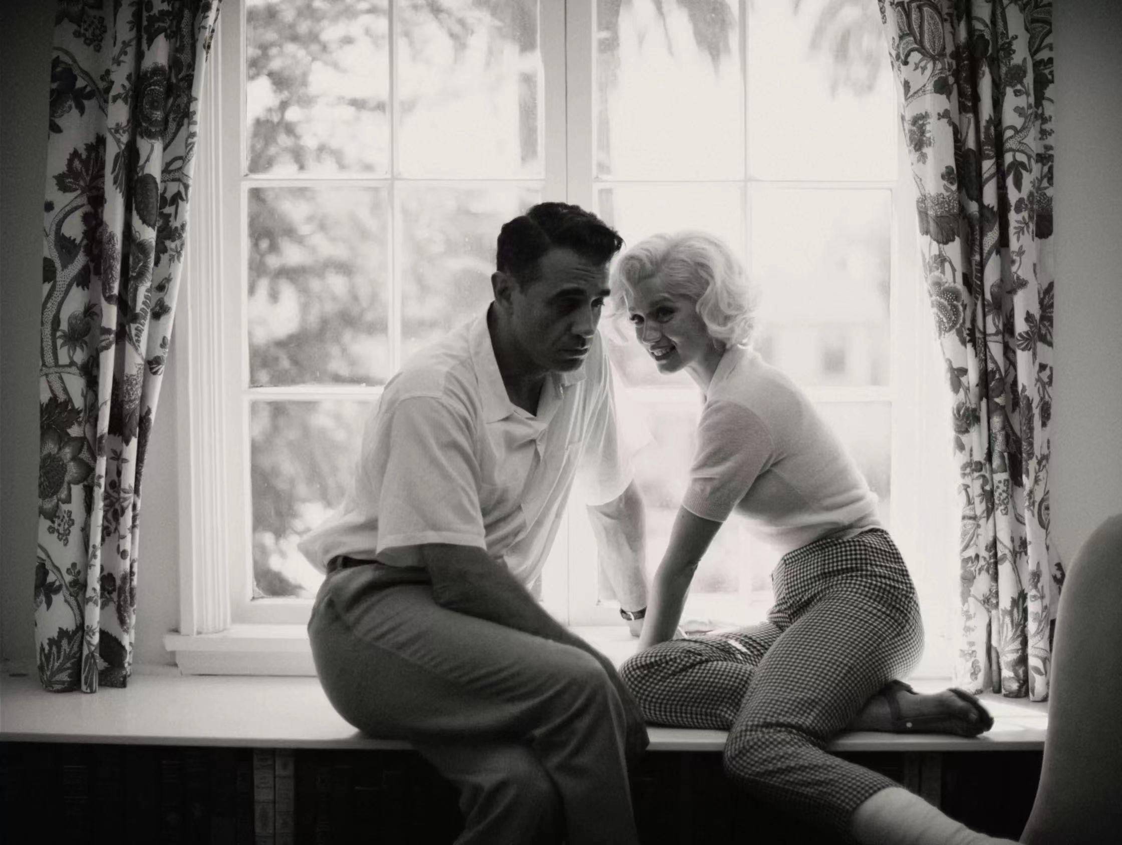 The Impactful Images:  Marilyn Monroe's Final Chapter