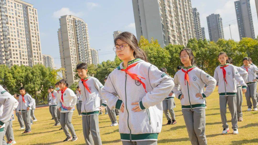 南師附中鄴城路初中:校園吉尼斯挑戰 這所初中運動會現場精彩紛呈