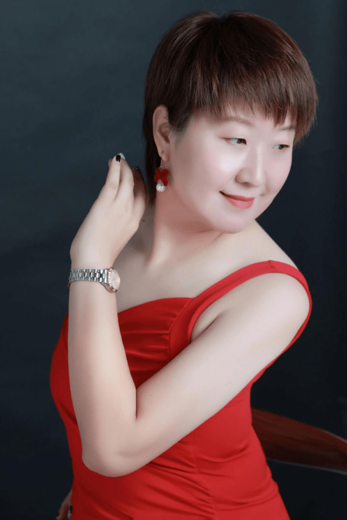 模特赵静:人生履历_教育_国家_中国