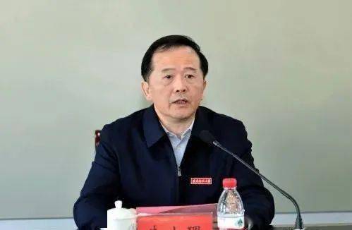 时为赣南师范专科学校;1984年更名为赣南师范学院,升格为省属本科师范