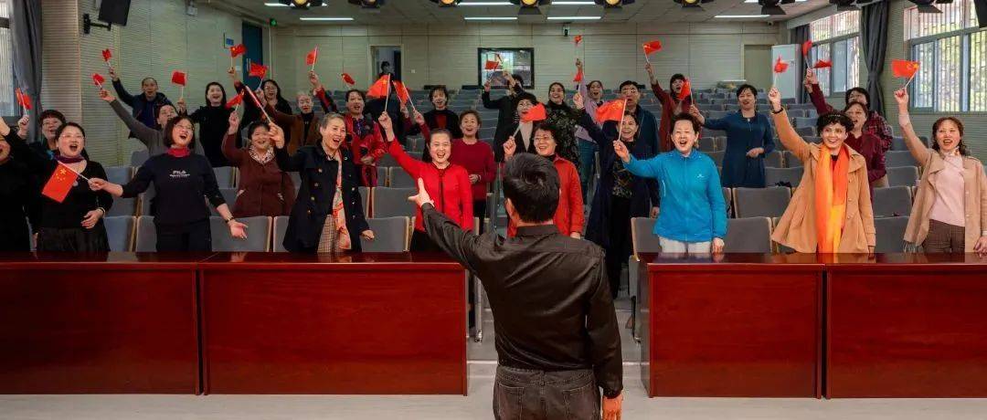 合肥市妇儿中心开展“巾帼心向党 喜迎二十大”群众歌咏展演活动_祖国_中国共产党_爱党