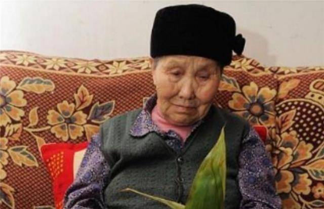 湖南127岁老太：从清朝活到2020年，13个子女皆没活过18岁