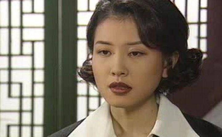 年轻时貌美如花,经历了三段婚姻后成为妈妈专业户_李一花_女儿_角色