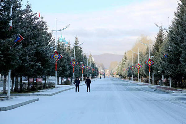 中国最冷小镇呼中迎来城镇首场降雪