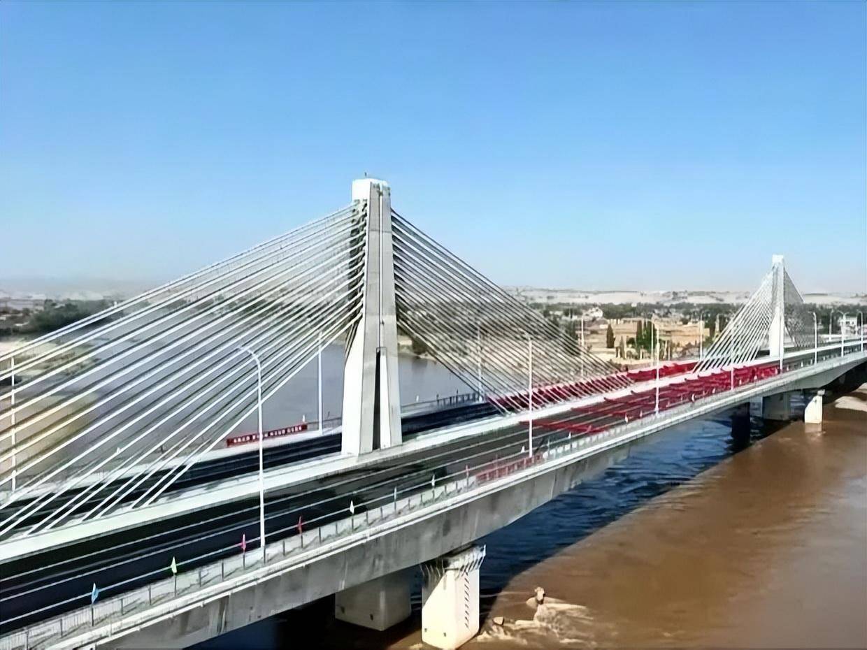 靖远县黄河铁桥图片