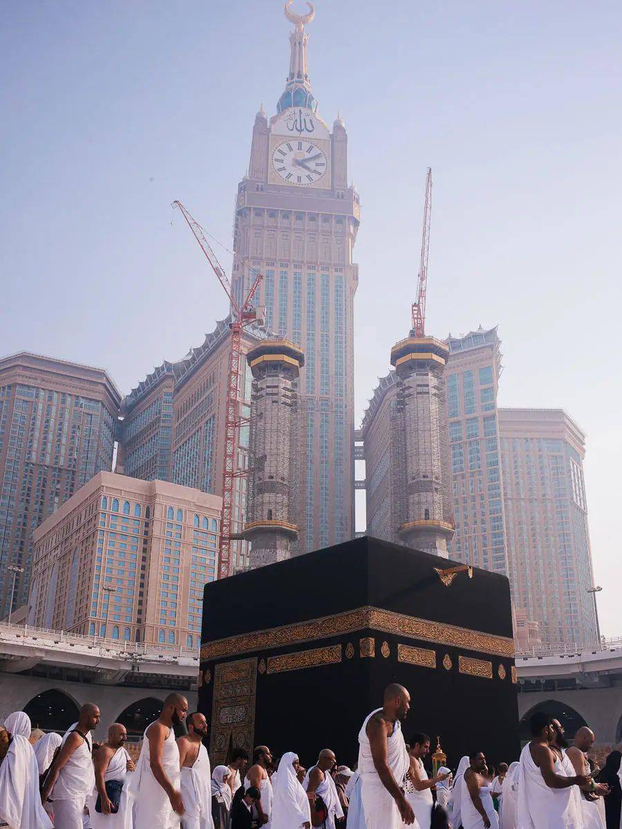 沙特麦加,克尔白天房与钟楼饭店全景.