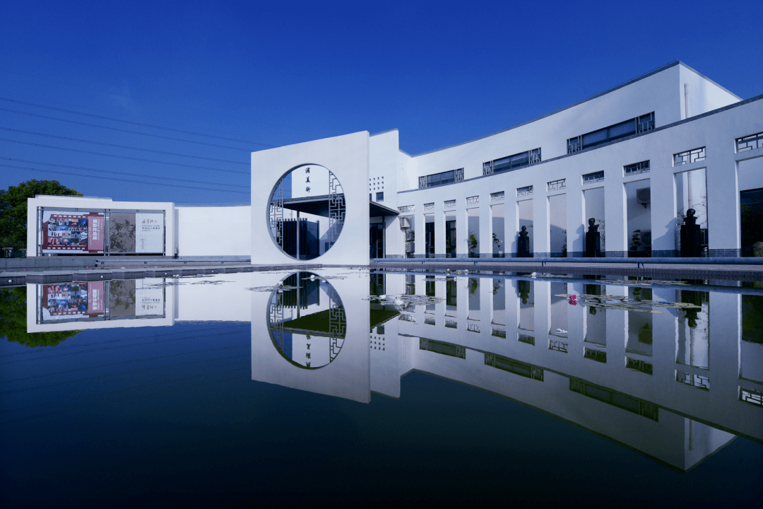 周浦美术馆正是坐落于周浦镇上.