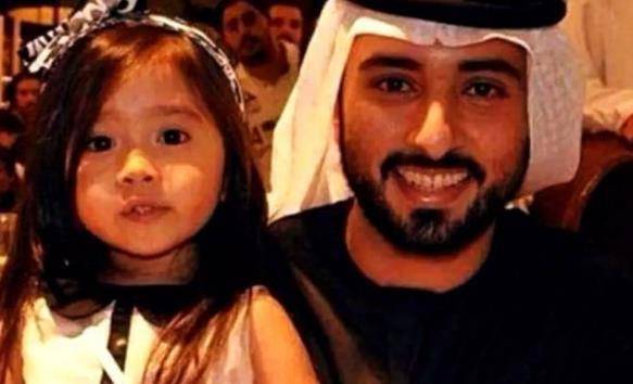 当年那个去迪拜旅游，意外被迪拜富豪收养的五岁小女孩，进入豪门后现状如何？