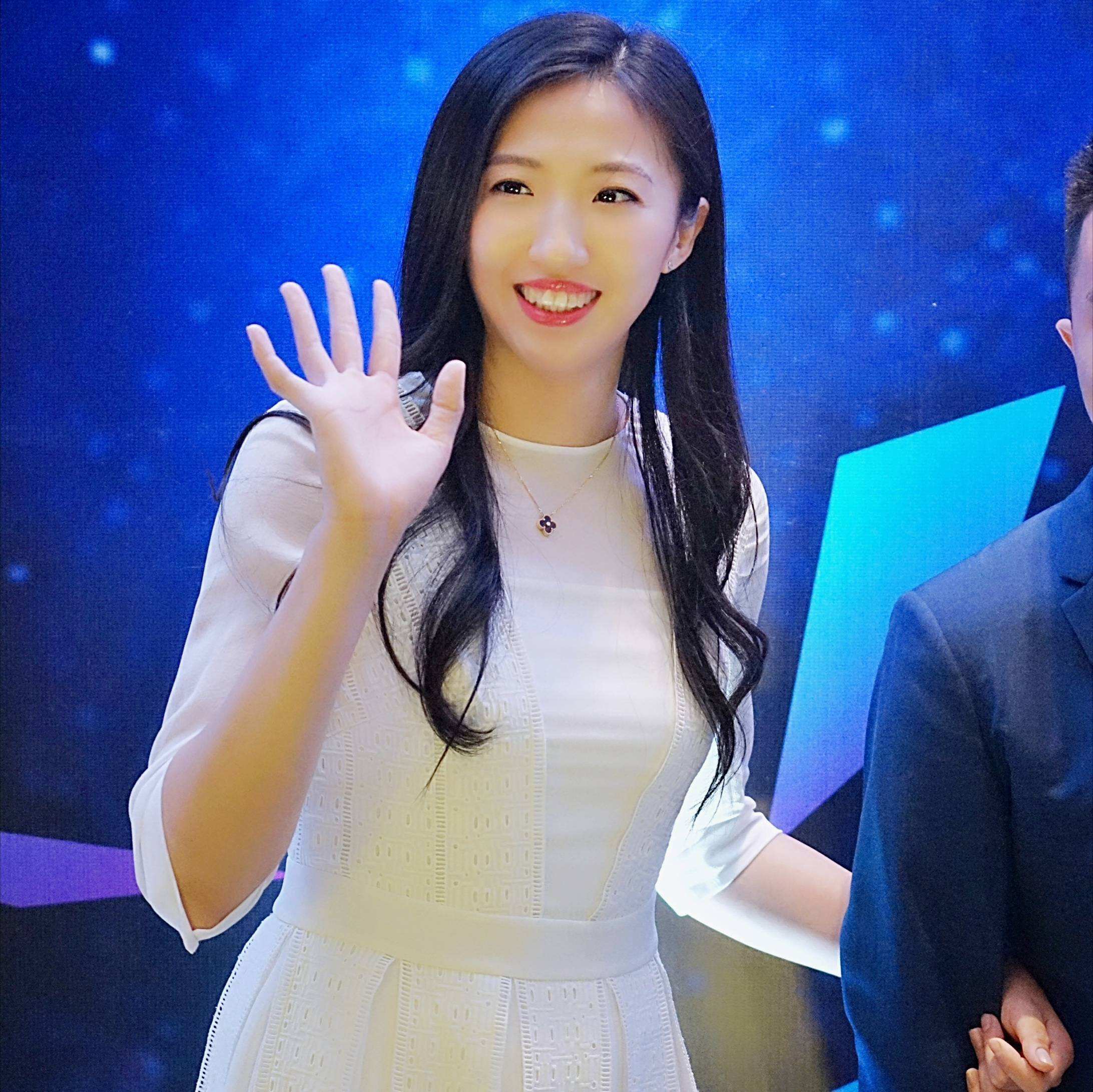 因为完整刁琳宇的照片年龄优势更明显,女排安家杰和丁霞的关系,女排