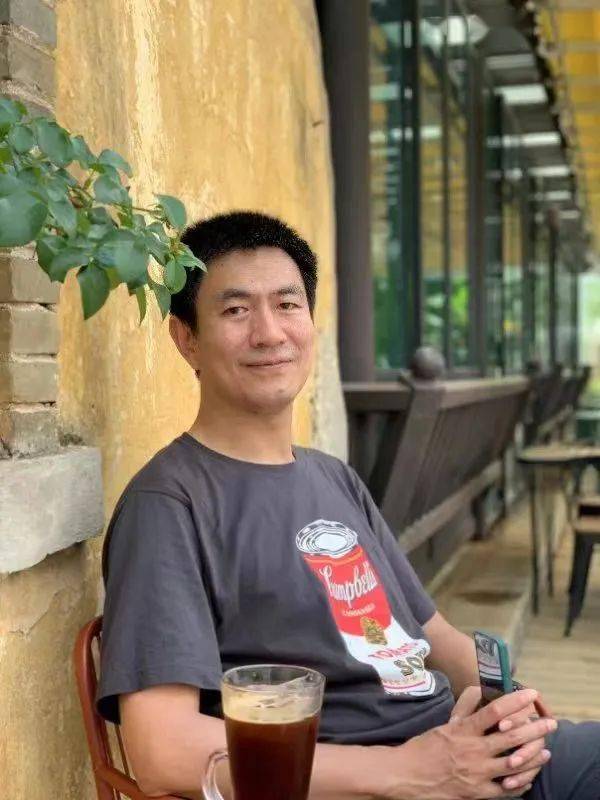 微信·专稿|马兵:梁为民的光 ——读刘汀的中篇《水落石出》_生活