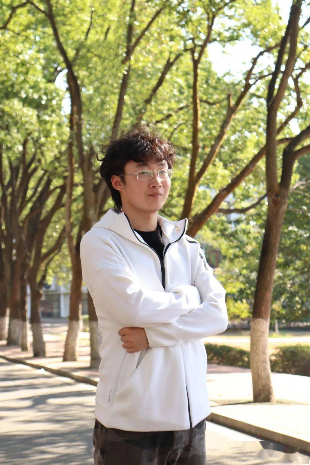 他们全寝保研了~_陈俊嘉_谭志轲_化学