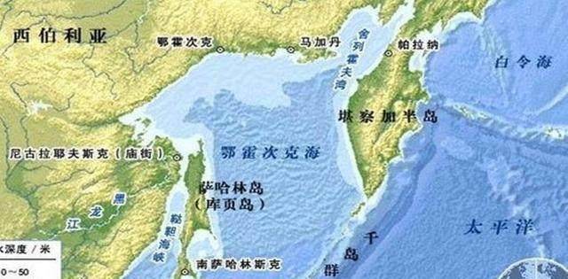 中国以东有一座美丽的岛屿，岛上生活着汉人，但却不属于汉人领土