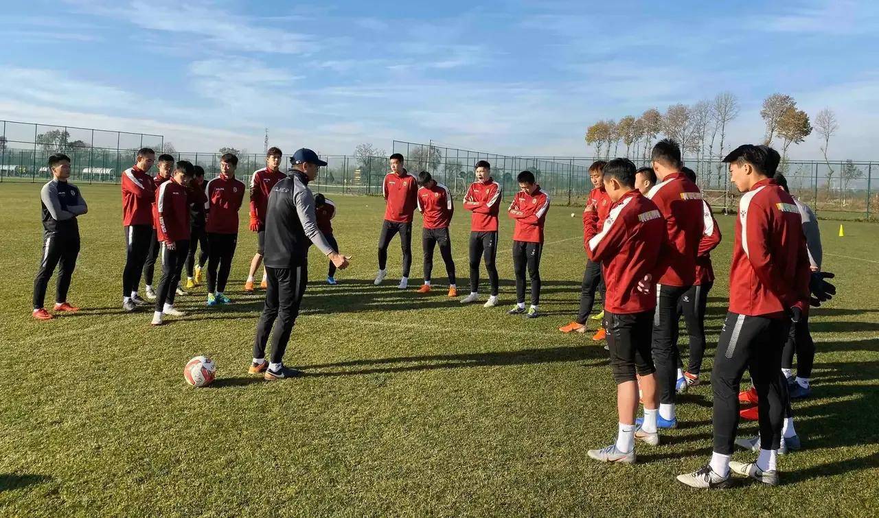 淄博蹴鞠可能会退赛,球队老板喊话某些人_比赛_李旭东_赛区