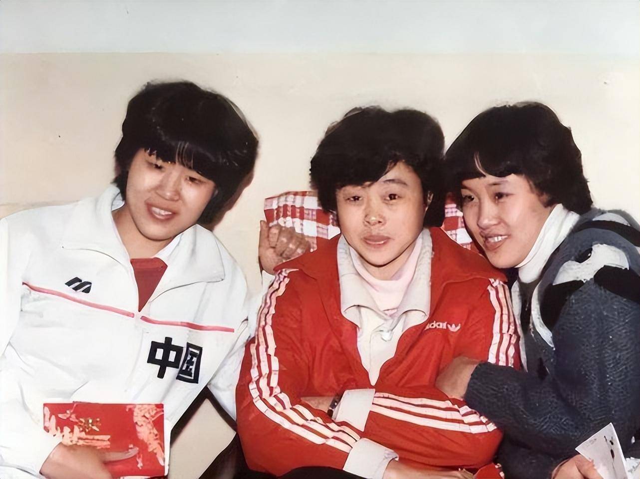 女排名将李国君:运动生涯有遗憾,与丈夫跨国分居幸福吗?