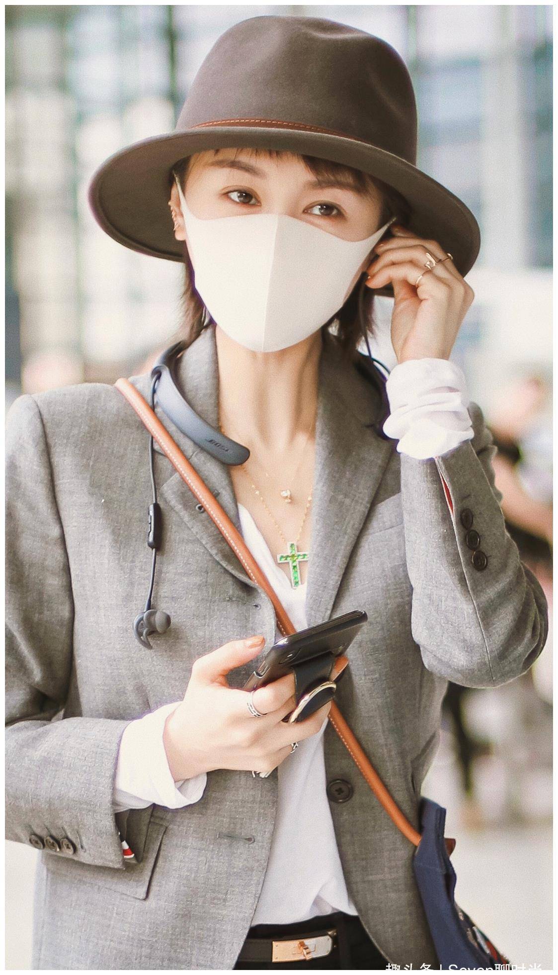 改变的是头发长度,不变的是时尚穿搭,走进王子文的穿搭世界_风格_西服