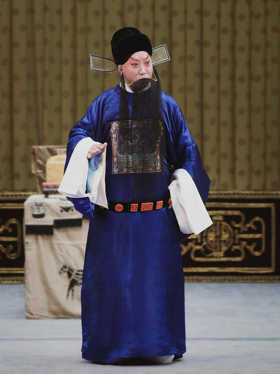 北京京剧院优秀老生演员穆雨成功演绎马派名剧《清官册》