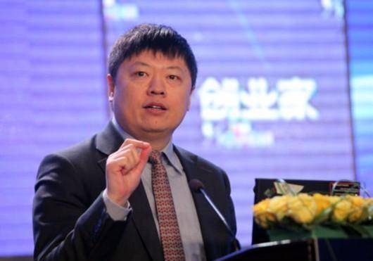 2003年童瑶被张默暴打,次年黄定于被开除,与老师关系浮出水面_黄定宇