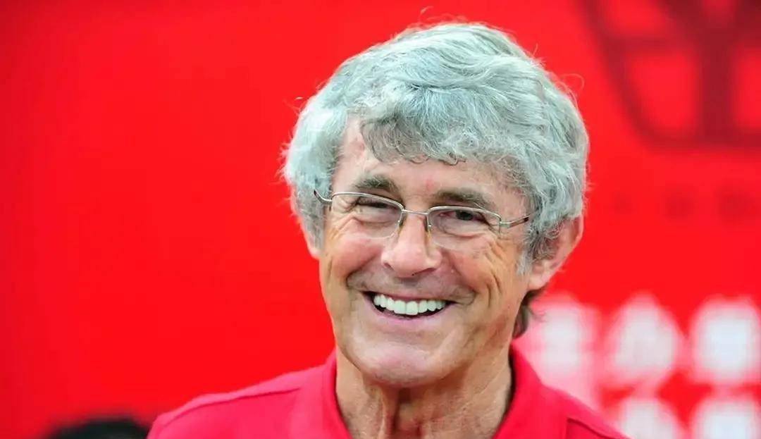 米卢笑言自己知道谁能带中国队再进世界杯:但他不想说,是李响吗_足球