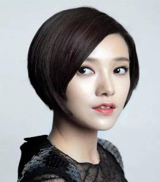 做头发:剪了短发的女明星那么多,但是她才是短发女王_长发_造型_显得