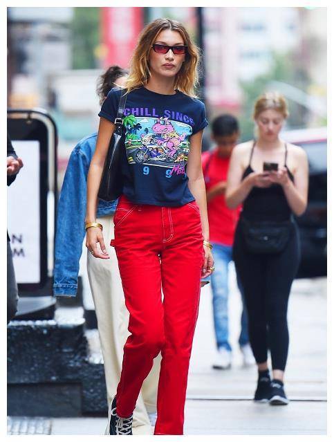 别懊恼秋裤怎么穿了，有那4条牛仔裤就够了，能够穿到冬天