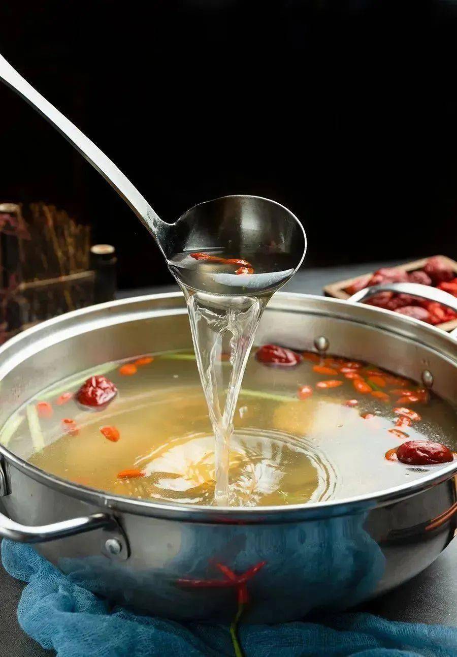可以喝汤的火锅 /独特巴蜀风格part02涮上一顿热气腾腾的火锅,巴适!
