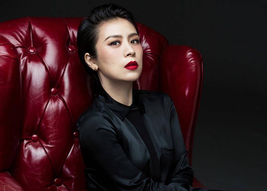 涂凌因"蔡根花"爆红出道24年零绯闻,如今47岁为拍戏未婚_柳如意_演技