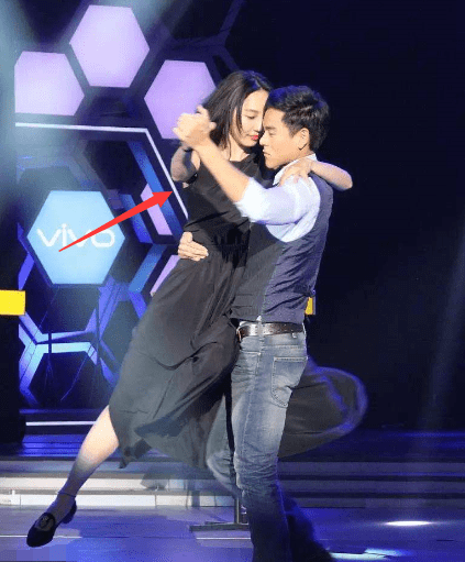 2017年白百何"一指弹"张爱朋:我的爱妃很多,她的知己也不止我_陈羽凡