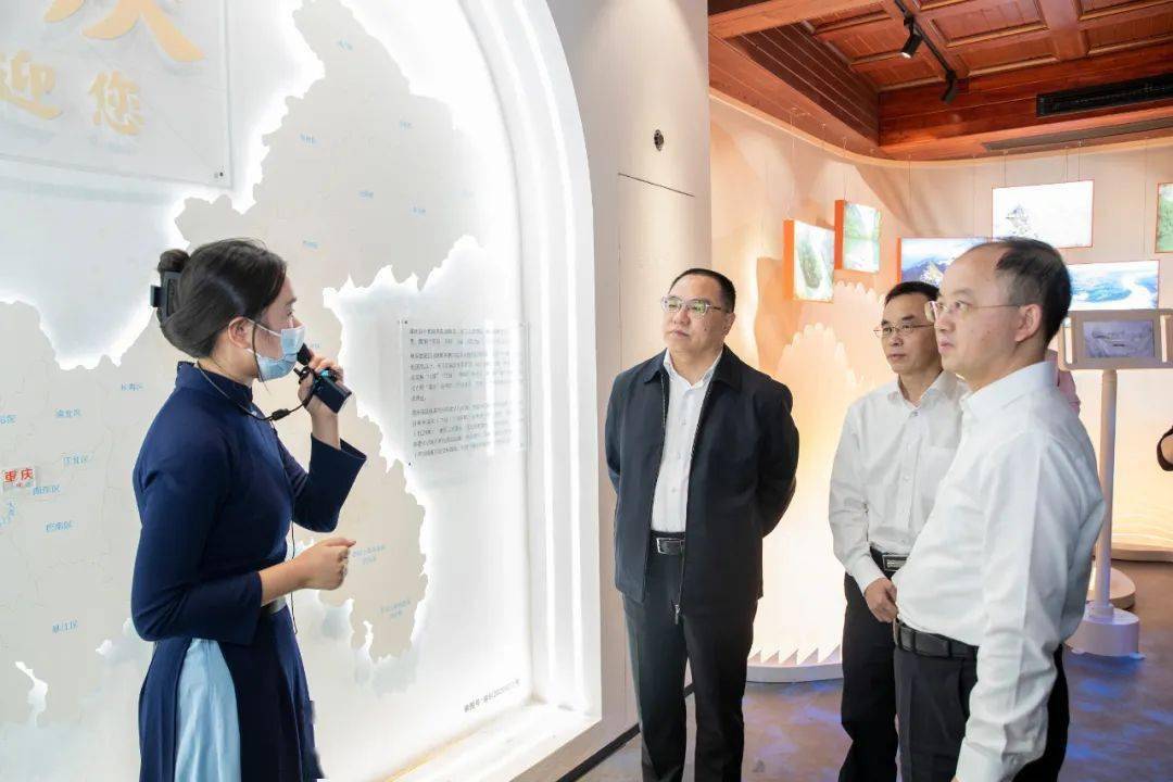 要闻丨唐步新调研重庆区划地名文化展示馆筹备工作_渝中区_建设_保护
