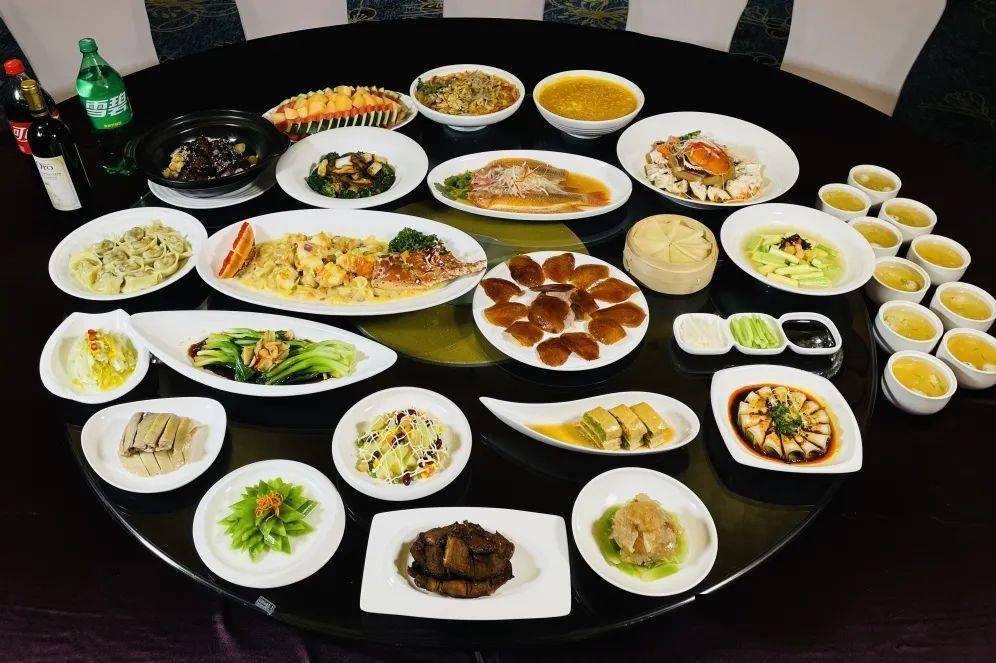 【新锦江丨年夜饭火热预定中】元旦春节通用!