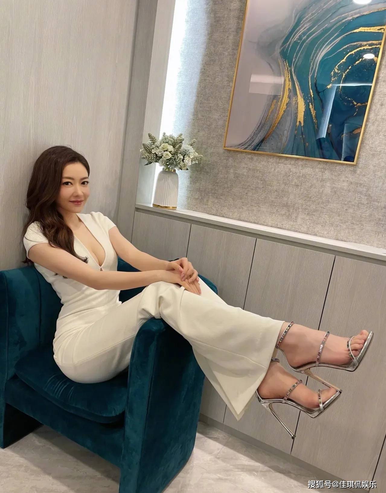 熊黛林发文庆祝结婚6周年,郭富城前一天刚过完57岁生日!