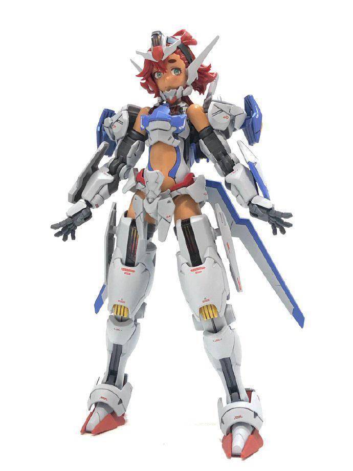 风灵高达机娘模型佳作_质感_驾驶员_女性