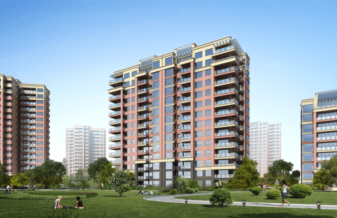 项目位于四川省崇州市唐安东路与世纪大道交汇处,唐人街以美国现代