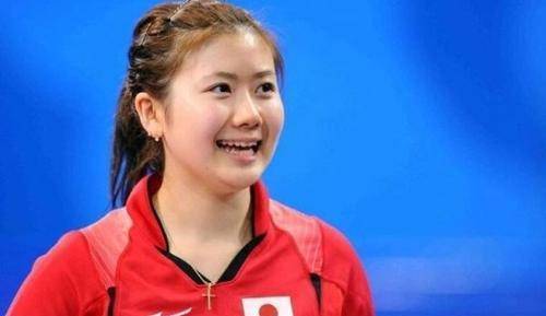 福原爱接了中国教练一千个球后,累得瘫在地上大哭_训练_乒乓球_汤媛媛