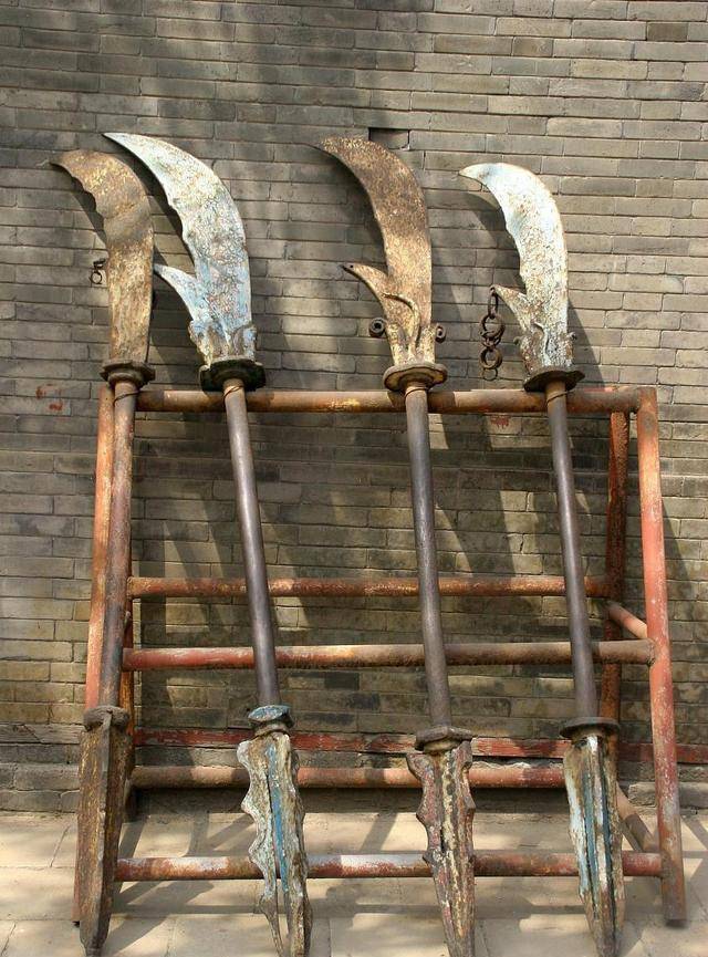 三国演义中,后期表现活跃的魏军统帅邓艾,武艺到底是什么水平_姜维