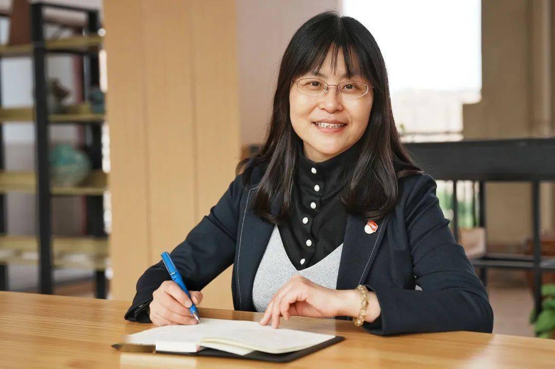 我区13名教师获评重庆市第四批中小学学科带头人