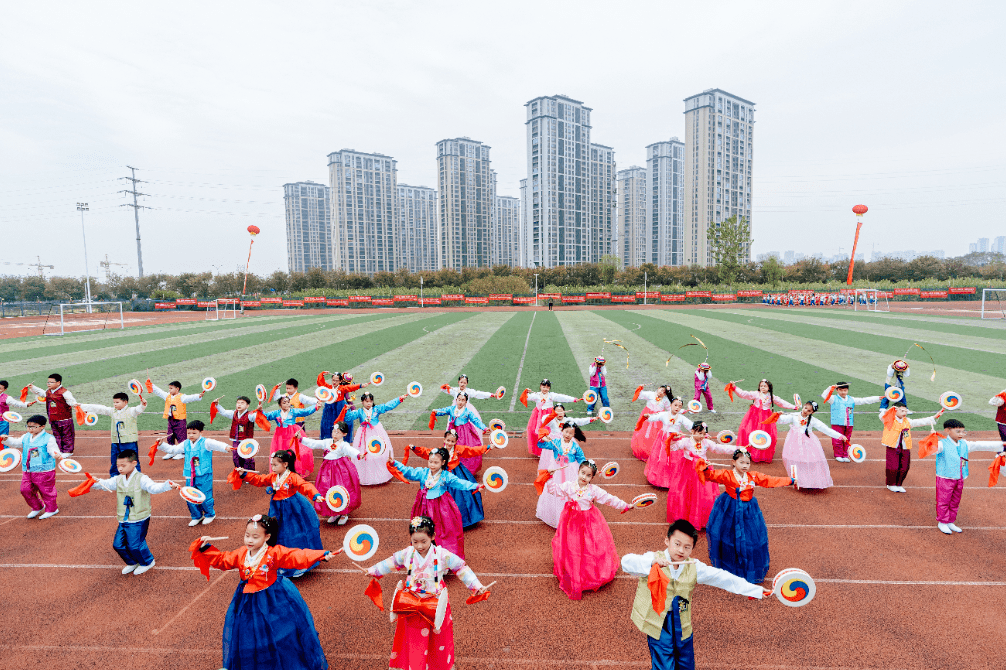 民族一家親 共築中國夢|義烏楓葉這場校園運動會精彩紛呈!