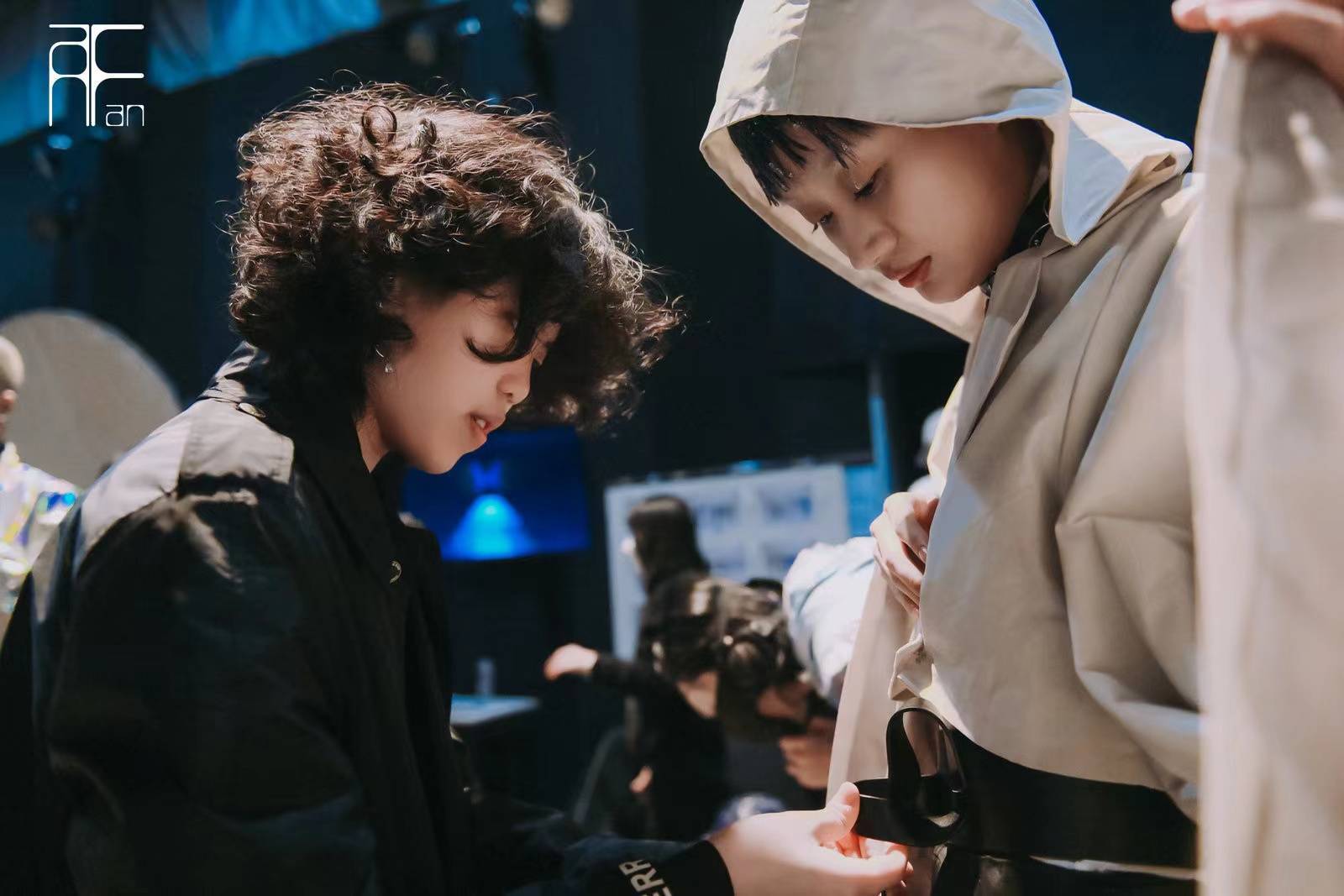 深圳实验学校中学部学子徐亦凡作品再度亮相深圳时装周_品牌_服装