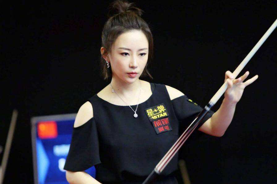 原创九球天后潘晓婷晒照40岁单身但面若挑花公布最新择偶标准