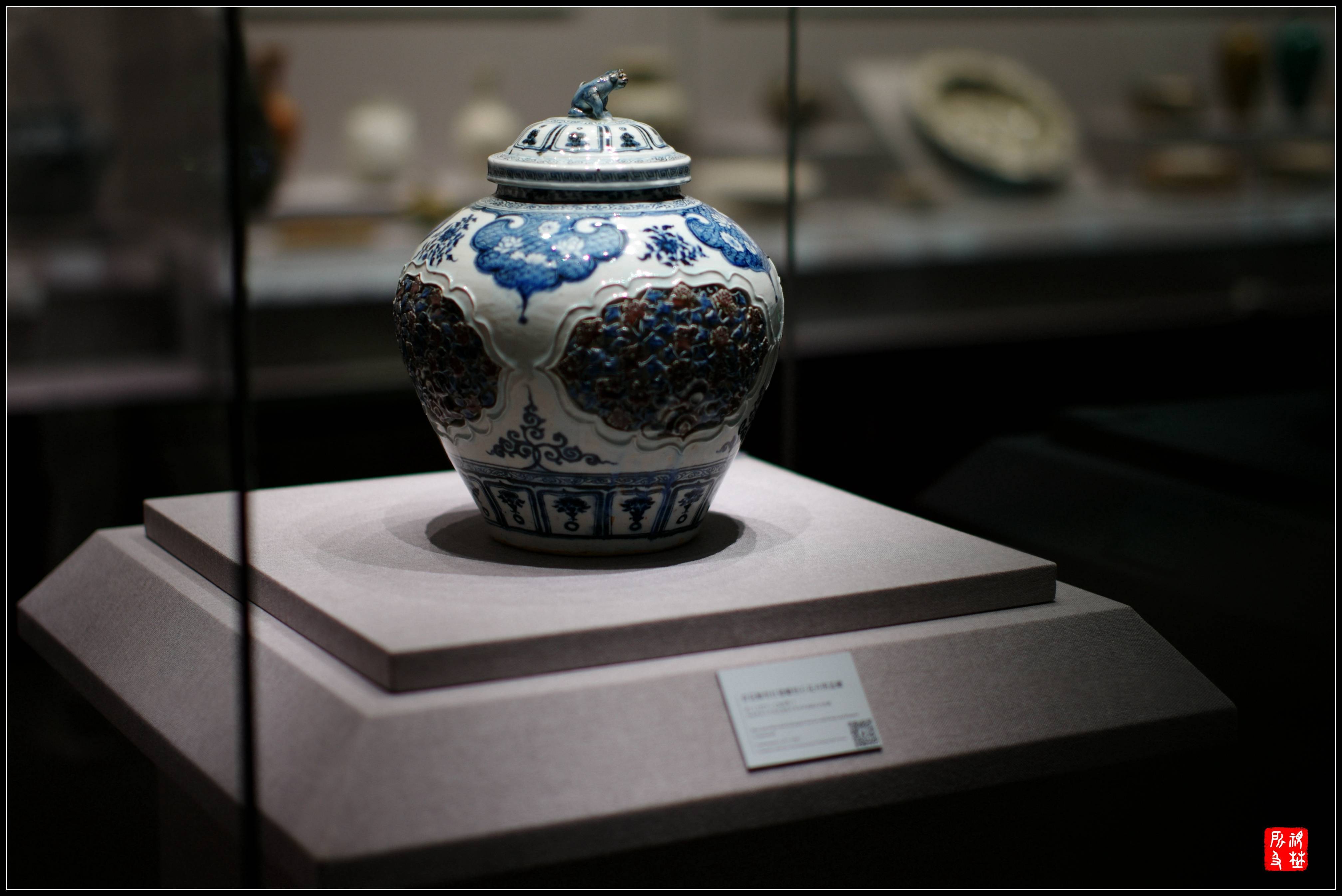 故宫青花瓷 一清二白的美学_陶瓷_清代_是一种