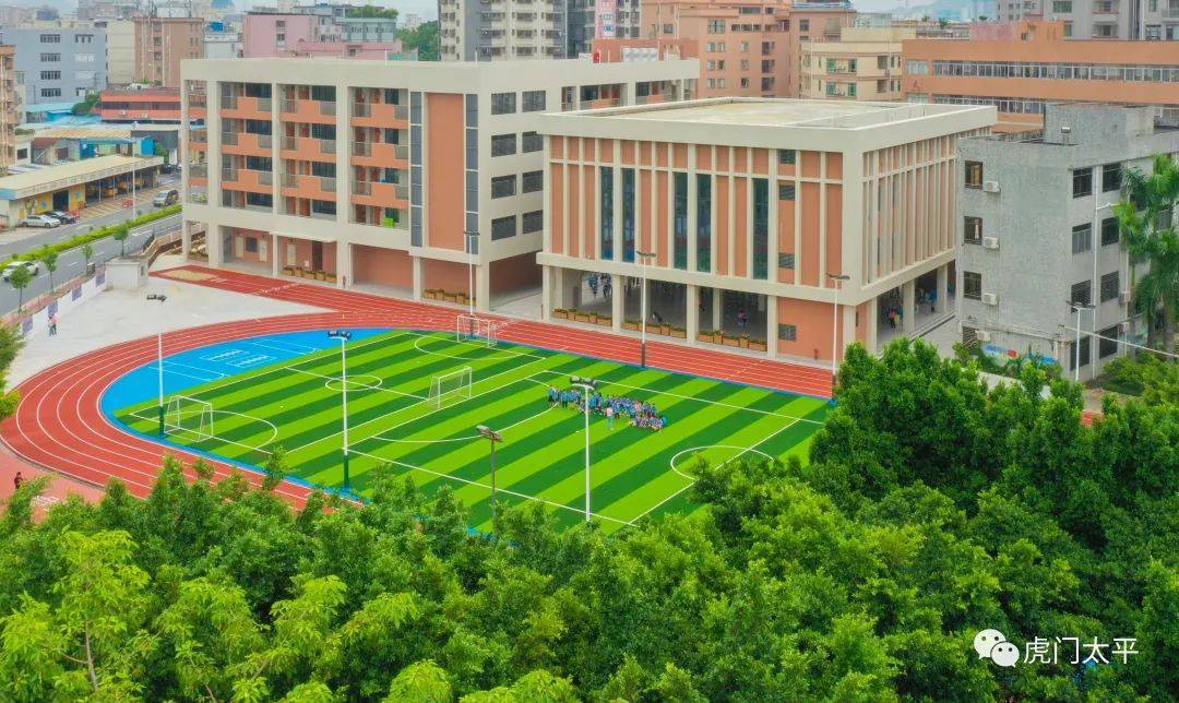 新增学位540个截至2022年9月30日,虎门镇已新建1所公办小学博涌小学